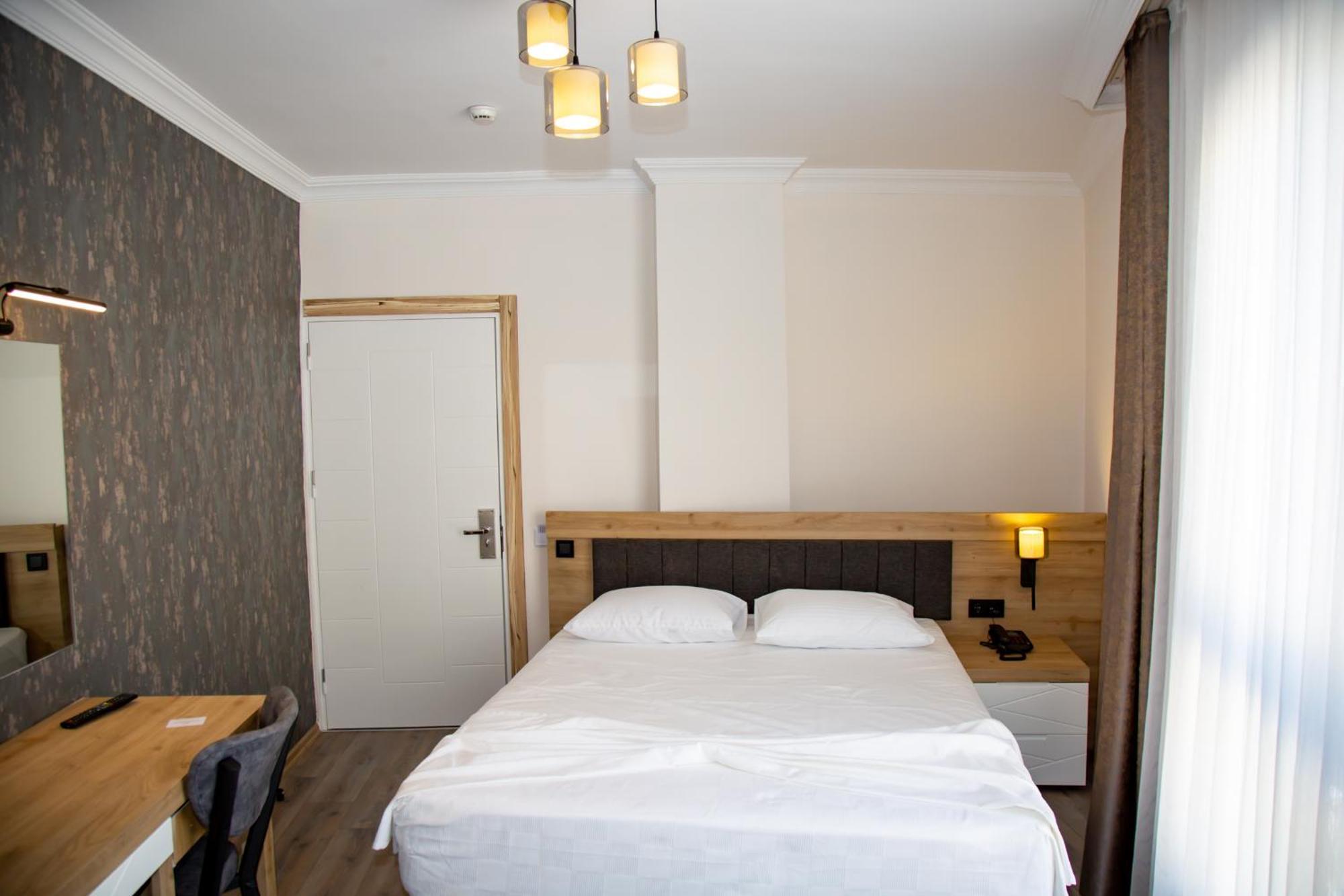 Bloomtalya Hotel Анталья Экстерьер фото